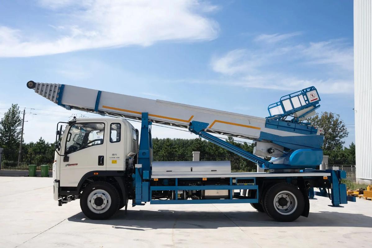 汉源云梯上料车租赁费用