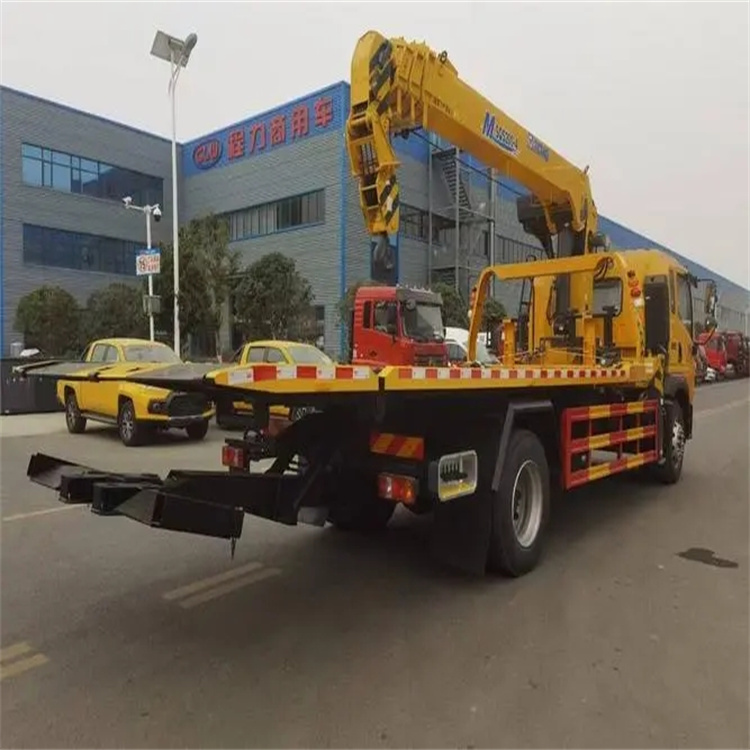 汉源附近小随车吊出租电话，轻松解决搬运烦恼